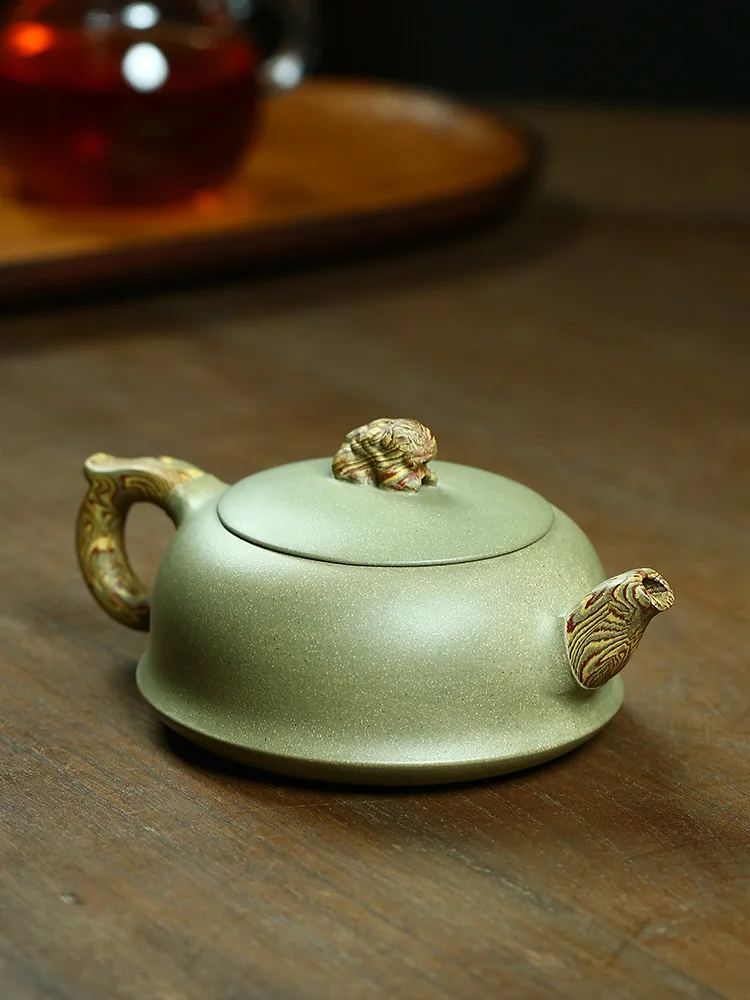 

Yixing Pure Handmade Purple Clay Zisha Chinese Pot Famous Pedestal Green Beans Sand Twisted Teapot Single Tea Set Suit