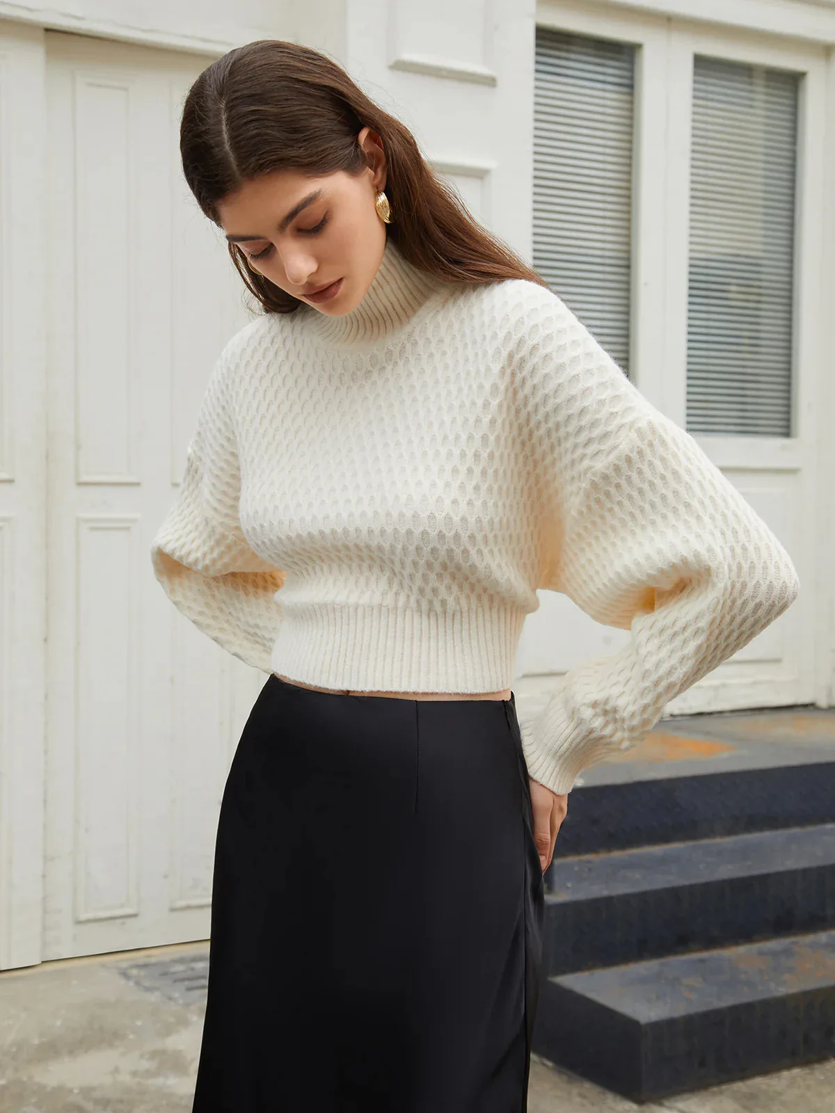

Autumn Winter Women Loose High Collar Knitted Sweater Backless Lace Up Women Fashion Solid Color Overhead Honey comb Design Top