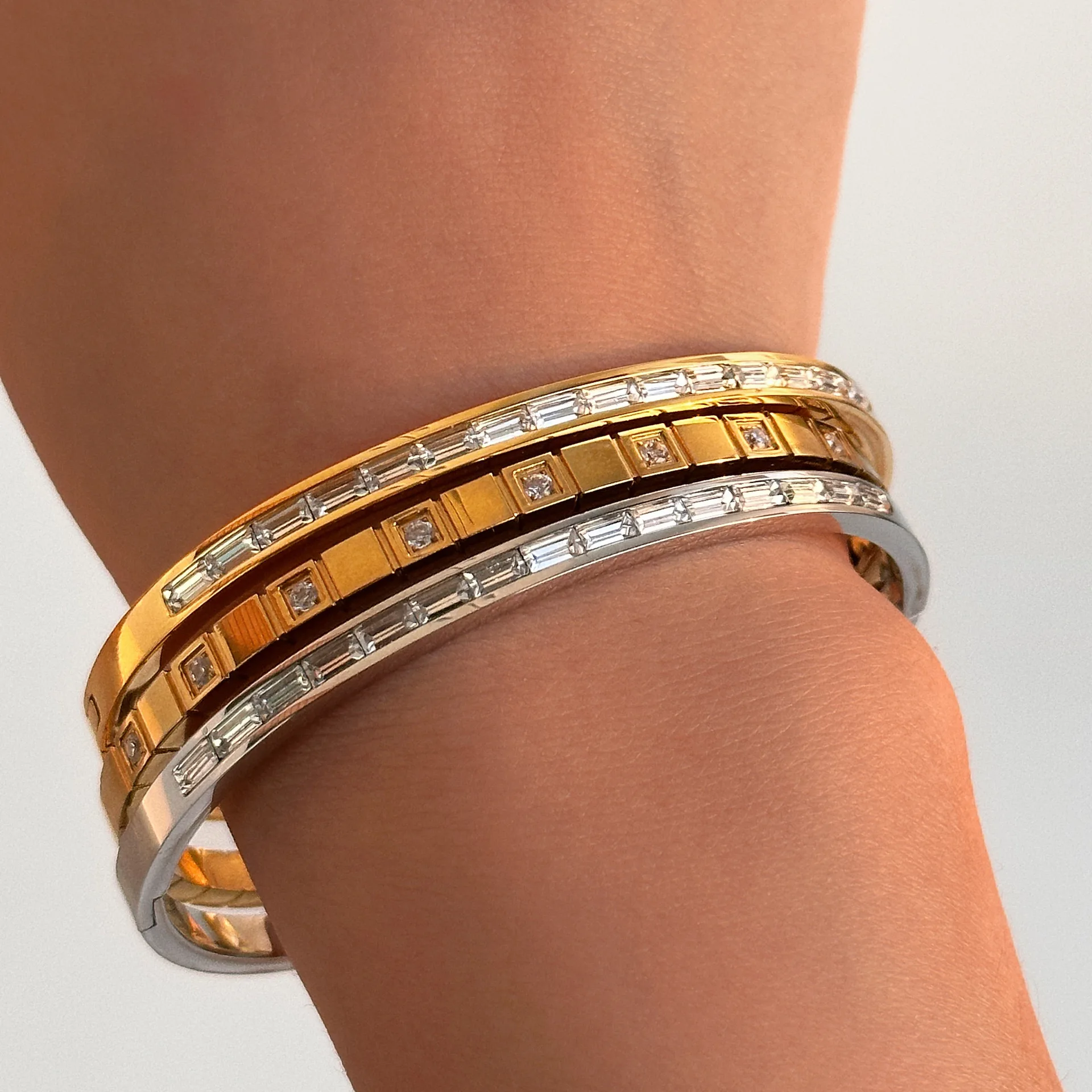

Miranda High-Grade Shiny Cubic Zirconia Stainless Steel Wide Bracelet Bangle Gold Silver Color Charm Stylish Jewelry Gift Women