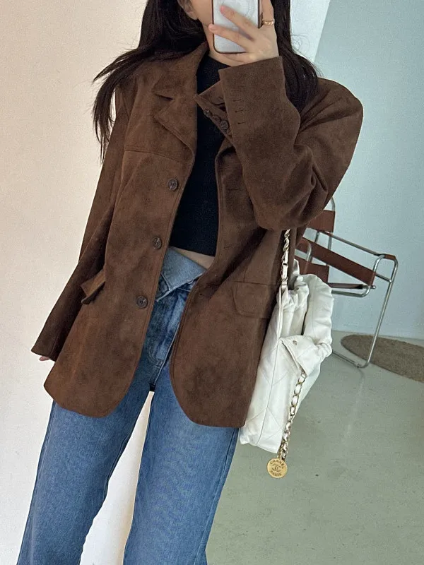 Jesienny płaszcz damski z aksamitu i skóry, zapinany na jeden guzik, w stylu retro chic z Hongkongu, luźny, uniwersalny, o wyrafinowanym wyglądzie i modnym wyglądzie.