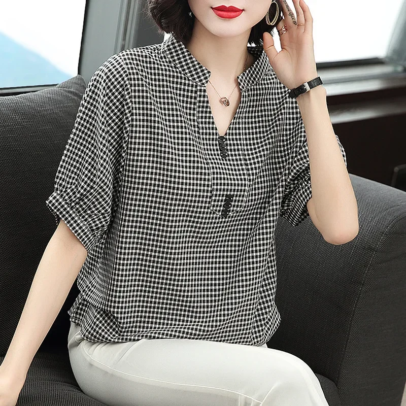 

2023 New Covered Belly Foreign Style Shirt Loose and Thin Short Sleeve Fashion Temperament Top V-neck Plaid Chiffon Women Shirt