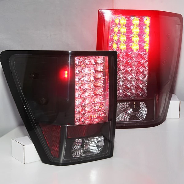 

For Jeep Grand Cherokee 3 (wk) LED Tail Light rear lights 2005-2010 year Black Housing Clear Lens SN