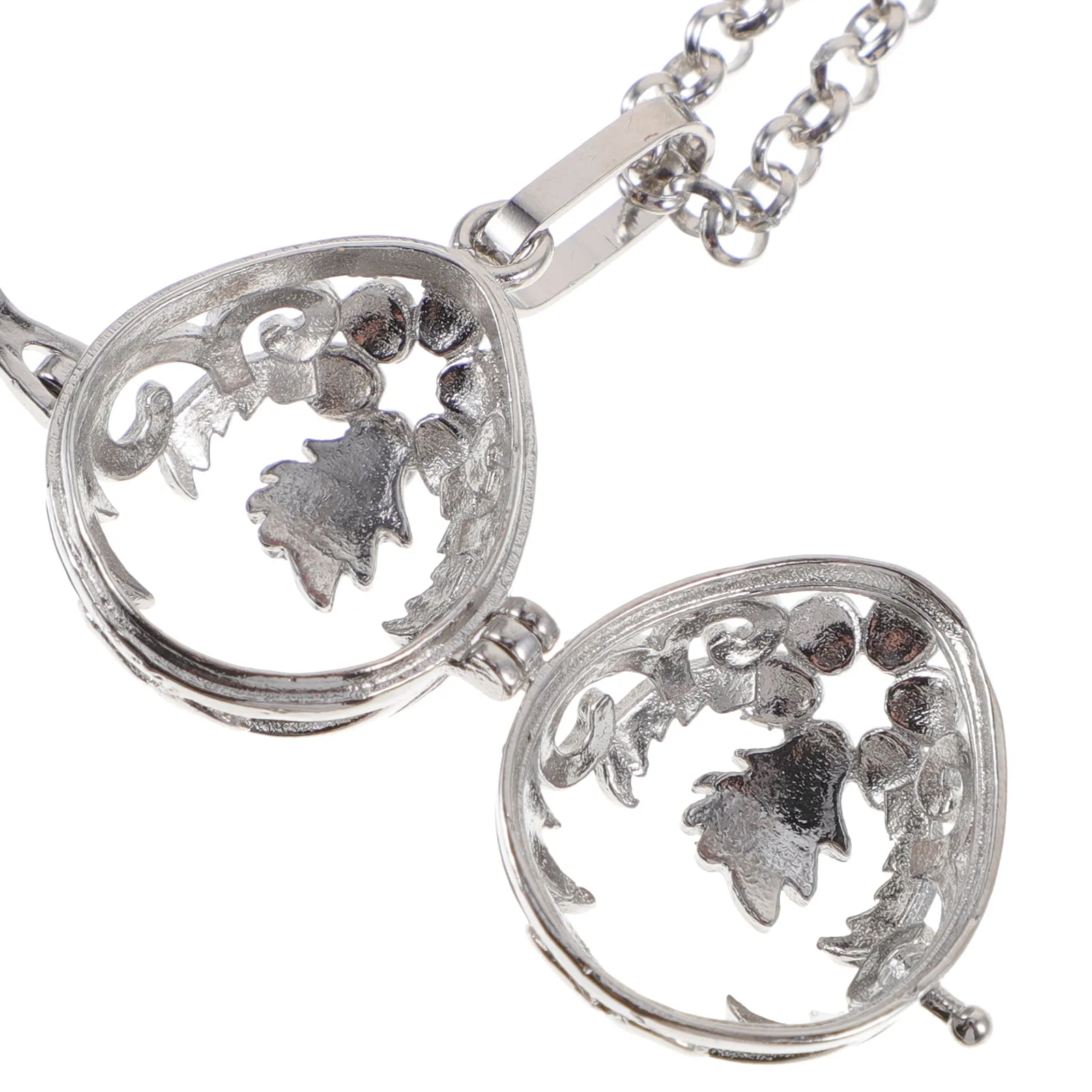 Essential Oil Diffuser Necklace Aromatherapy Pendant Locket Jewelry for Oils