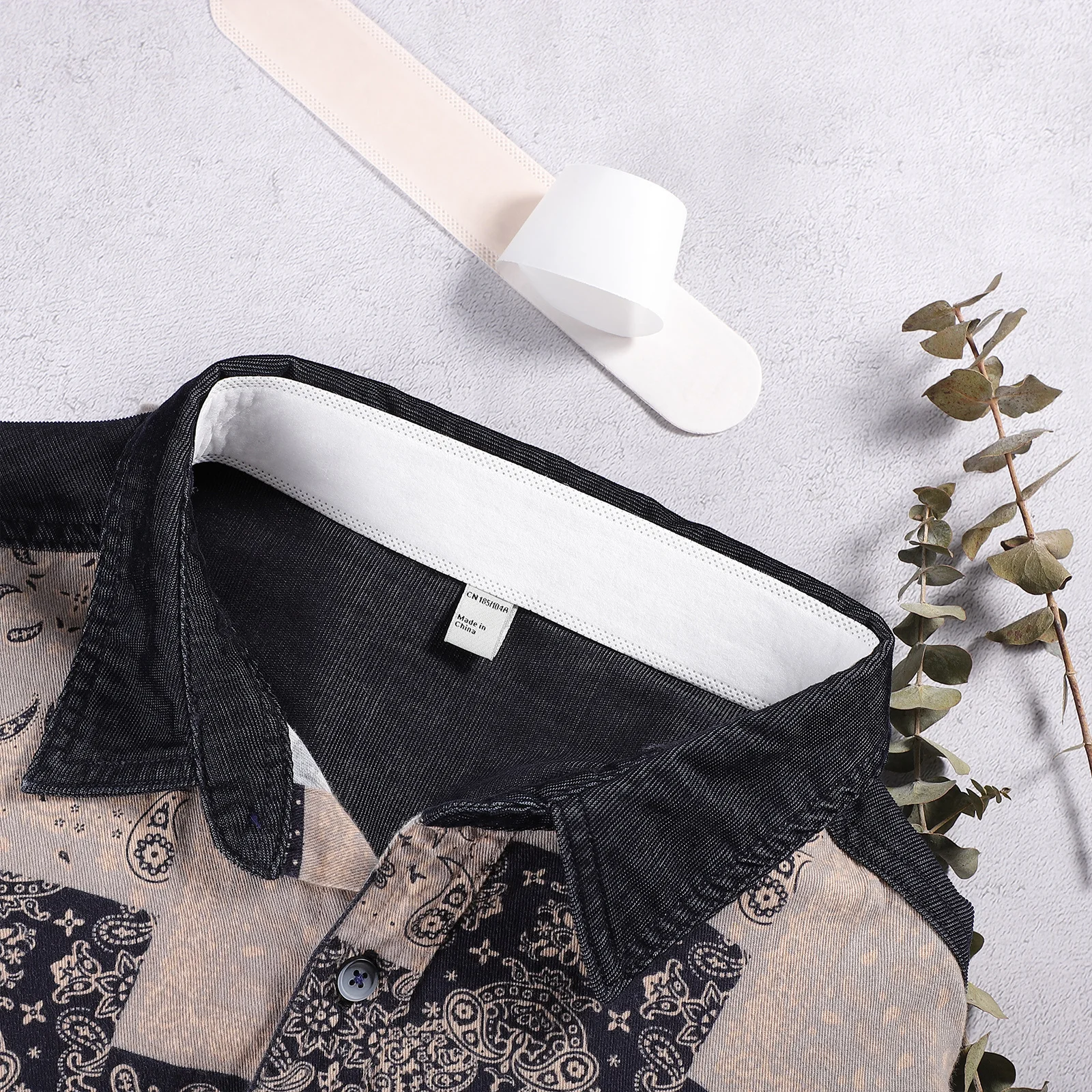 

50Pcs Sweat Absorbing Pads Disposable Hat Collar Sweatbands Quick Dry Breathable Sheets Caps Sports Sweat Protectors Odor