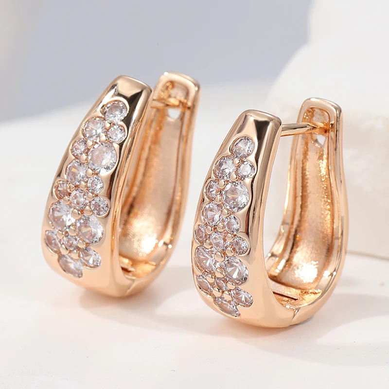 Roségold/silberplattierte U-förmige Creolen für Damen, glänzende Zirkonia-Ohrringe, klassisches Design für den täglichen Gebrauch.