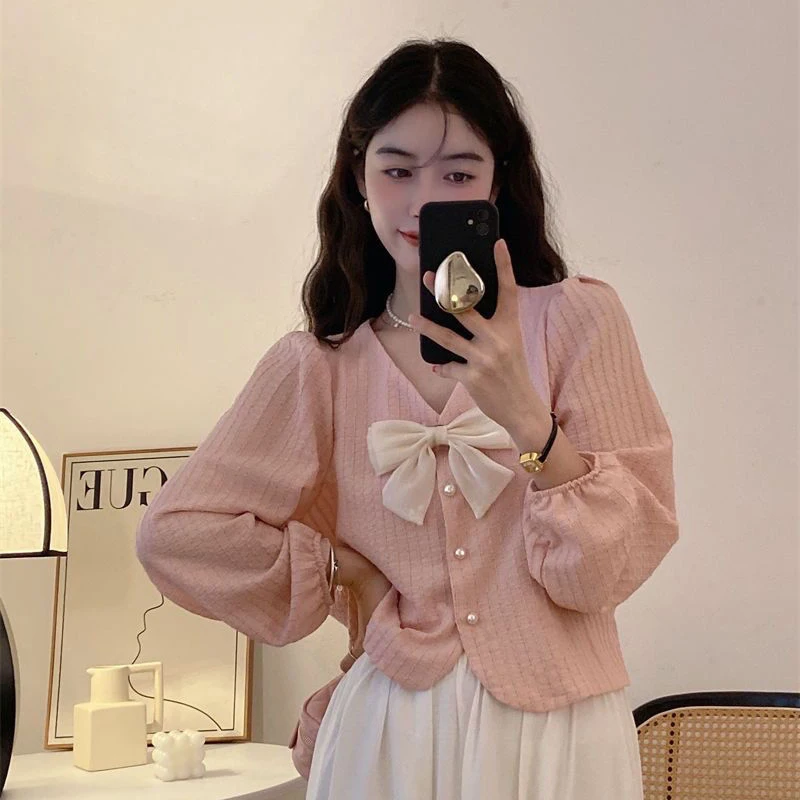 Bow Pink Women Shirts Korean Elegant Pearl Chiffon Female Casual Blouse Spring Autumn New Sweet Long Sleeve Ladies Retro Tops