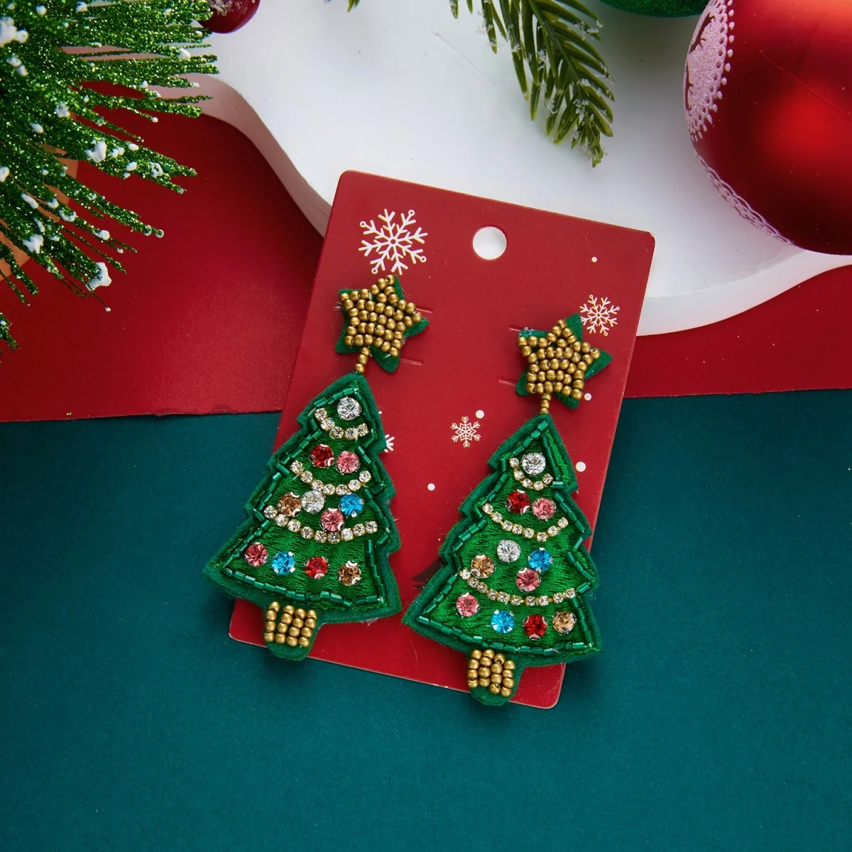 Weihnachtliche Ohrringe in Form eines Hauses mit Reisperlen für Damen, bunte Perlen, Weihnachtsmann, Rentier, Schneeflocke, Baum, Schleifen-Ohrringe, Schmuck. – Detail 25
