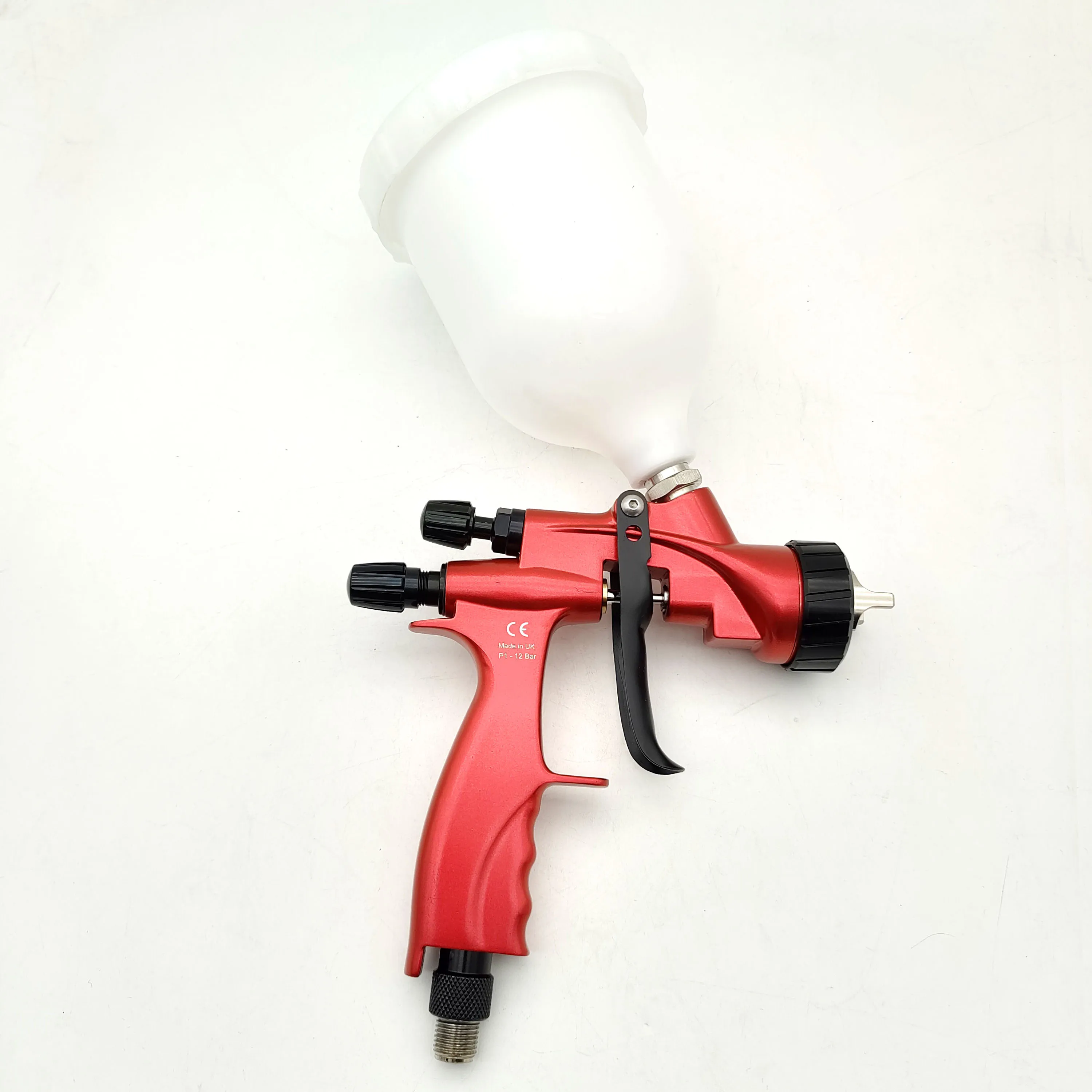 New Paint Gun Spray Gun 1.3/1.8MM Stainless Steel Nozzle With 600ml Cup