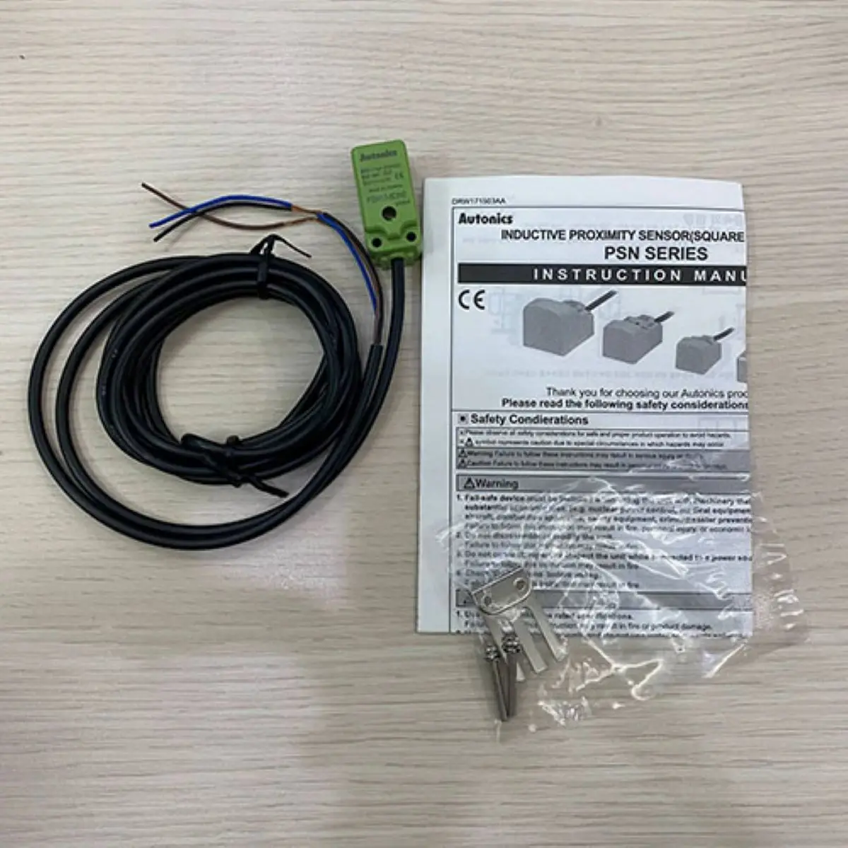 PSN17-8DN2 Proximity Switch
