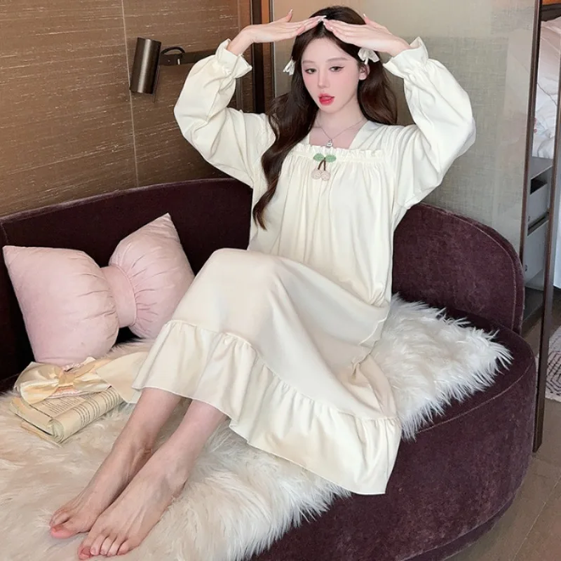 

5XL Plus Size Velvet Loose Pajamas Women Autumn and Winter Long Sleeved Home Dress Korean Sweet Loungewear Can Be Worn Outside