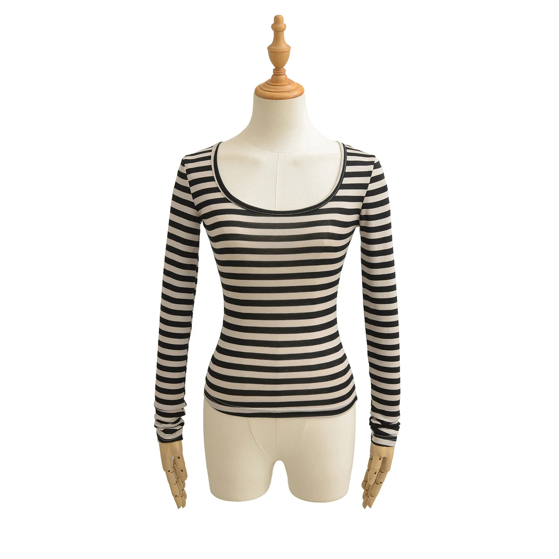 เสื้อยืดแฟชั่นลำลองลายทางสีสันตัดกัน แขนยาว คอวี ทรงเข้ารูป สำหรับผู้หญิง คอลเลคชั่นฤดูใบไม้ร่วง 2025 รุ่นใหม่ ไซส์ใหญ่ รุ่น 10D5