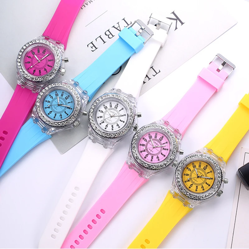 Fashion Luminous Women Watches Luxury Rhinestones Silicone Ladies Quartz Wristwatch Colorful Casual Female Clock montre femme