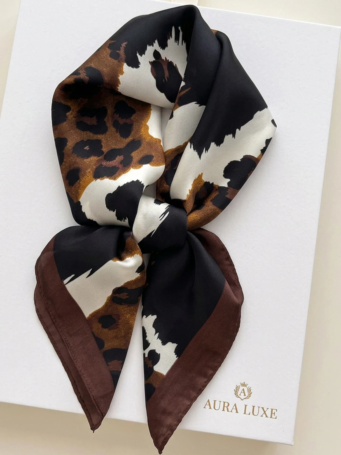 

1pc Chic Silk-Like Scarf, Animal Print Design, Versatile for Head/Neck/Bag, Women's Fashion Scarf, Smooth Square Shawl,