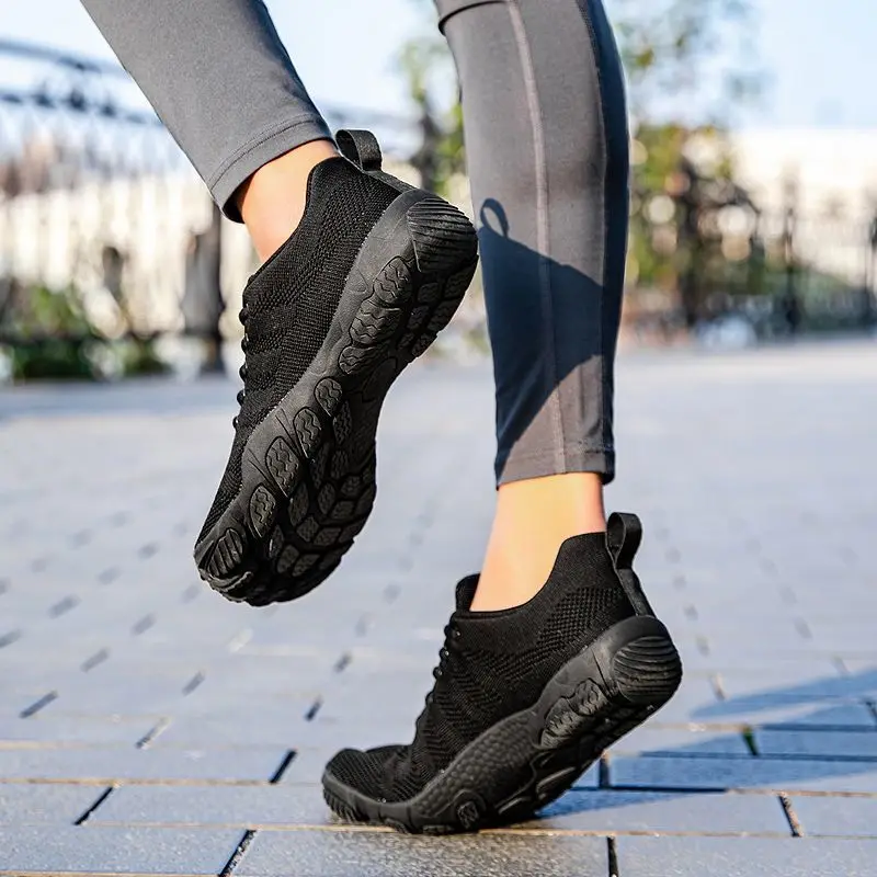 Hot2025 New Anti-Friction Deep Squat Weightlifting Shoes Training Shoes Weightlifting Shoes Elastic Hard Pulling Shoes Very Good