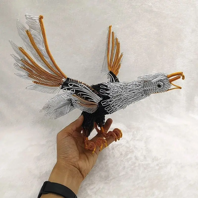 

Handmade Eagle Aluminum Wire Weaving,Handmade Decoration,Crafts,Office Living Room Decoration,Gifts,Souvenirs,Collectibles