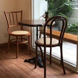 Retro coffee shop table and chair combination, American dessert bakery, milk tea shop, Western restaurant, solid wood commercial