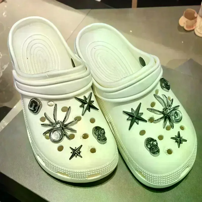 Rhinestone Bowknot Clogs Accessories Elegant Luxury Shoe Charms DIY Style Jibbitz Decor Summer 2026 Women Fashion Jewelry Gift