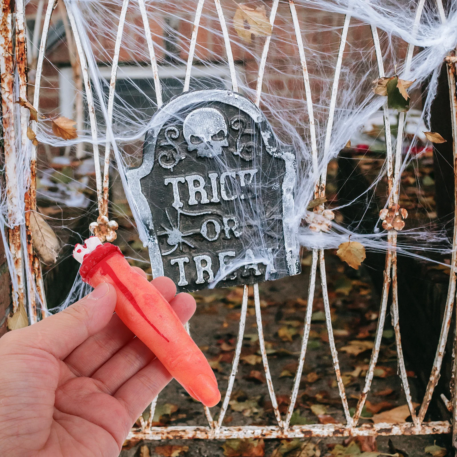 

10Pcs Lifelike Severed Fingers Horror Halloween Props Haunted House Decoration Prank Blood Hands Party Supplies