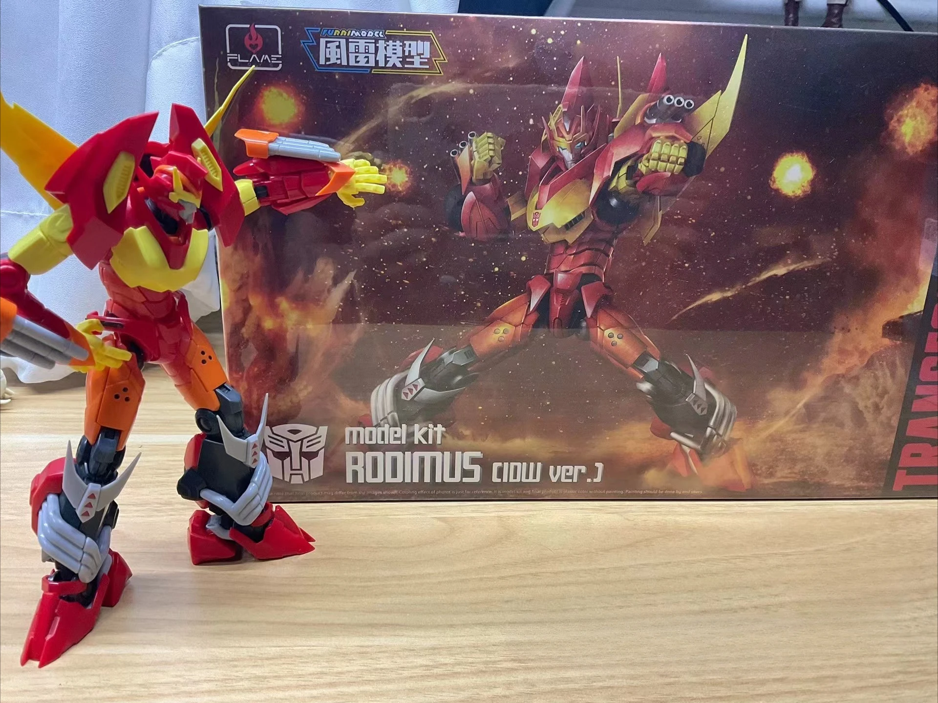 In Stock FLAMETOYS Rodimus Prime Model Assembly Model Collection Limited Gift Toys FURAI MODEL Transformers G1 Hot Rod