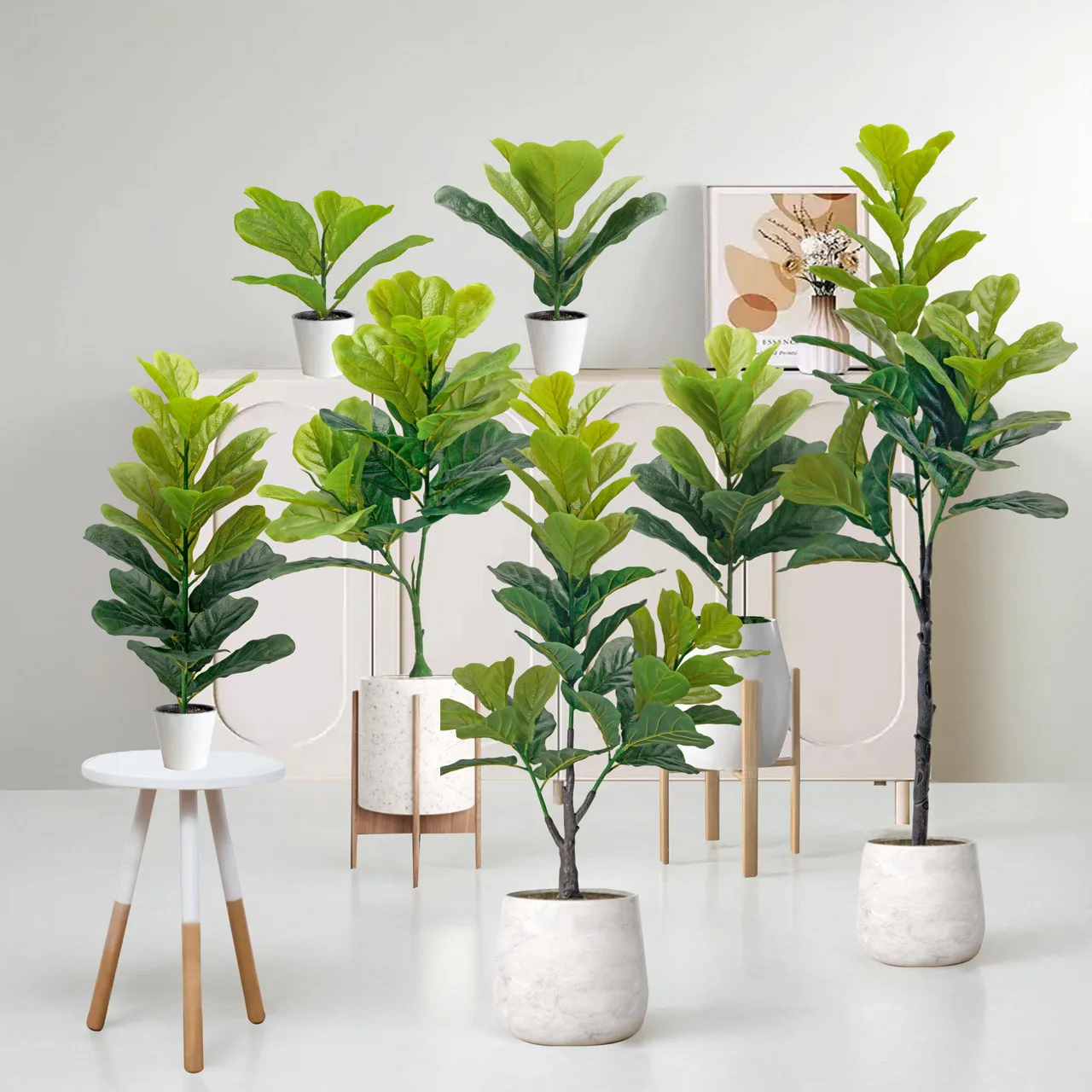 Artificial green plants, ficus leaves, indoor desktop decoration, outdoor landscaping, artificial plants are placed at the entra