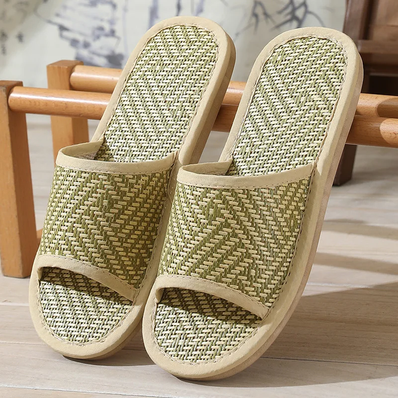 Fashion Women Slippers Woven Rattan Grass Sandals Lightweight Flat Shoes Bedroom Home Couple Breathable Straw Mat Bamboo Sandals