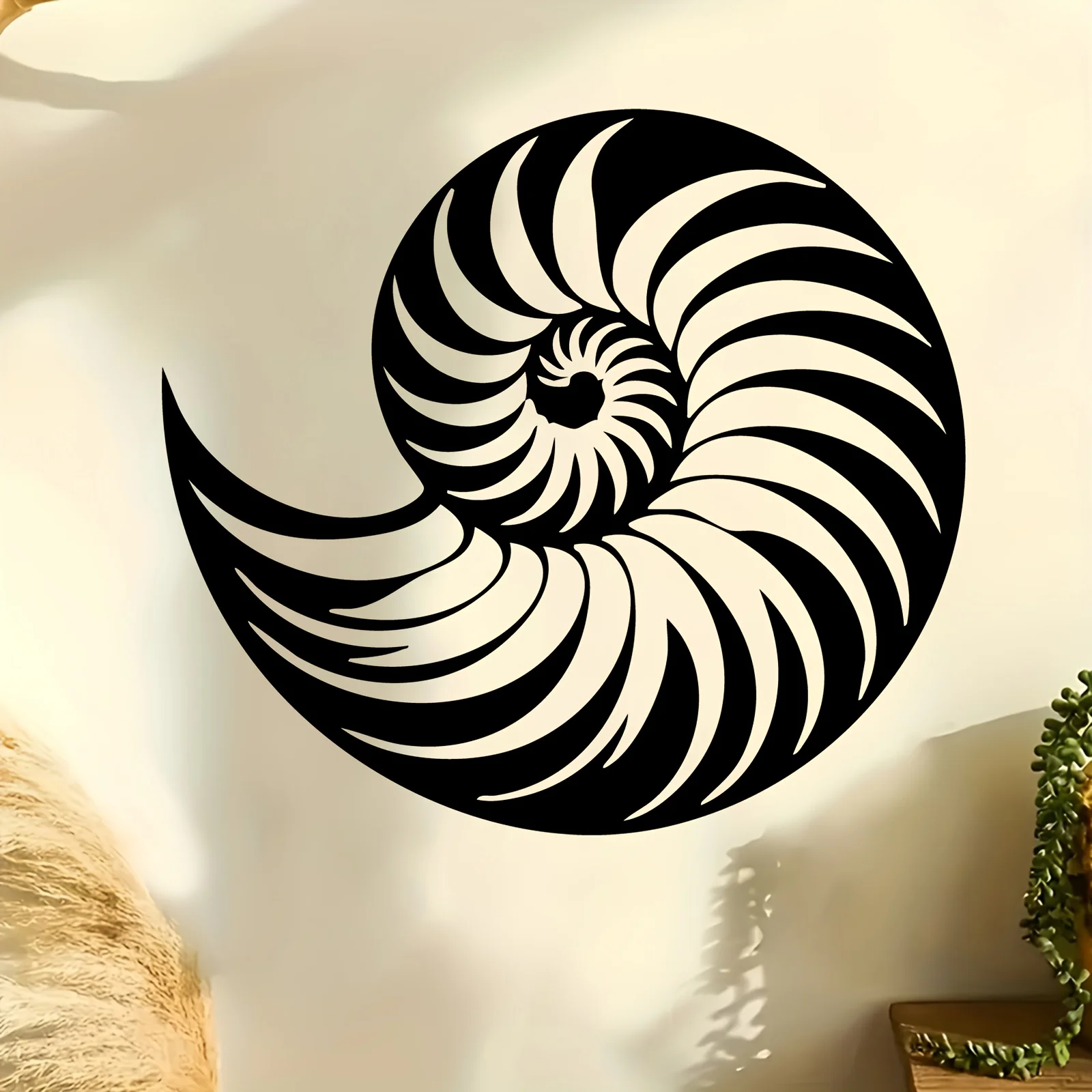 CIFBUY Iron Wall Art Nautical Nautilus Shell Coastal Home Decor Metal Sculpture for Living Room Housewarming Gift