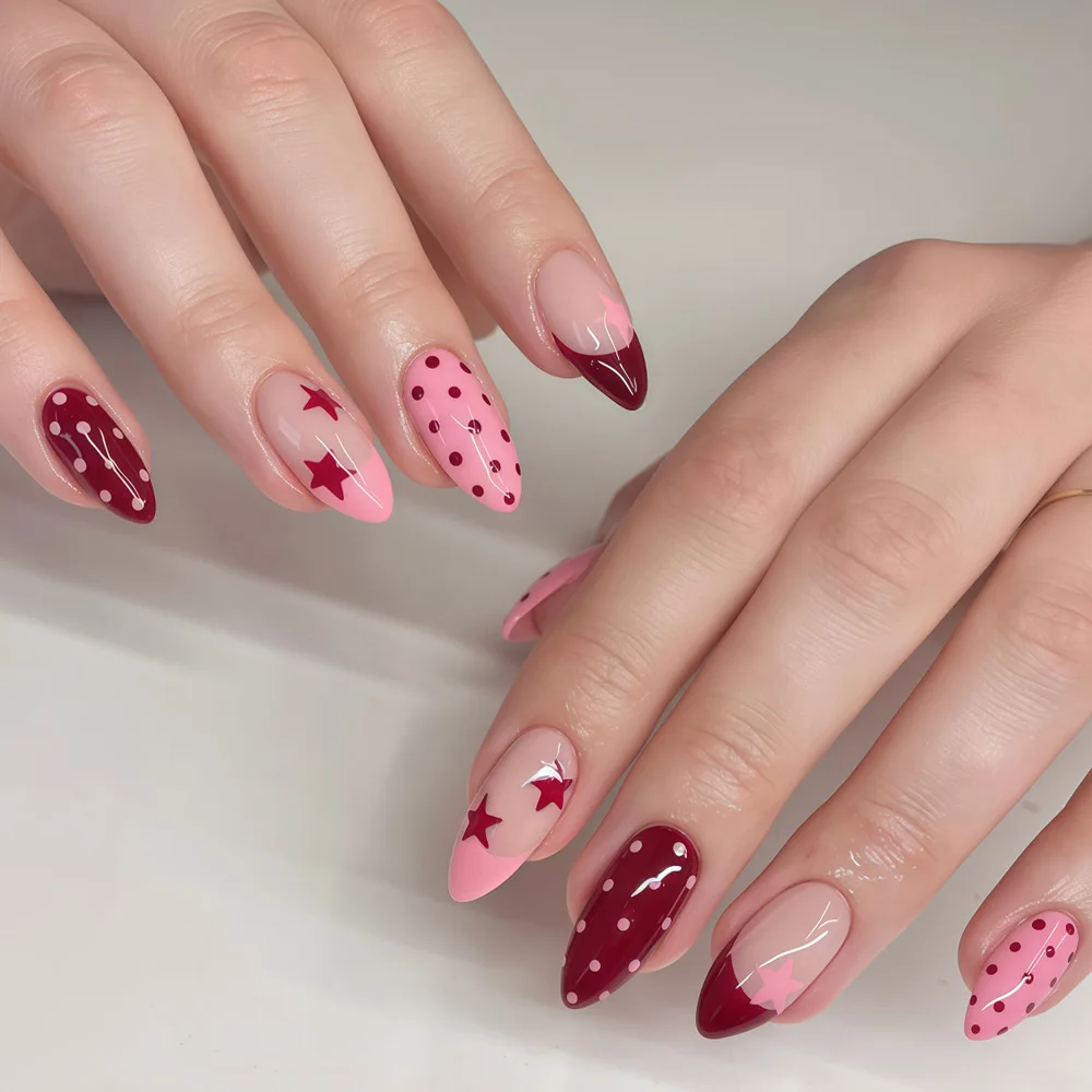 Mittellange Mandel-Kunstnägel für Frauen und Mädchen, rosa, rot, weiß, gepunktet mit Sternen-Design, französische Nagelspitzen, zum Aufdrücken, falsches Nagelkunst-Set