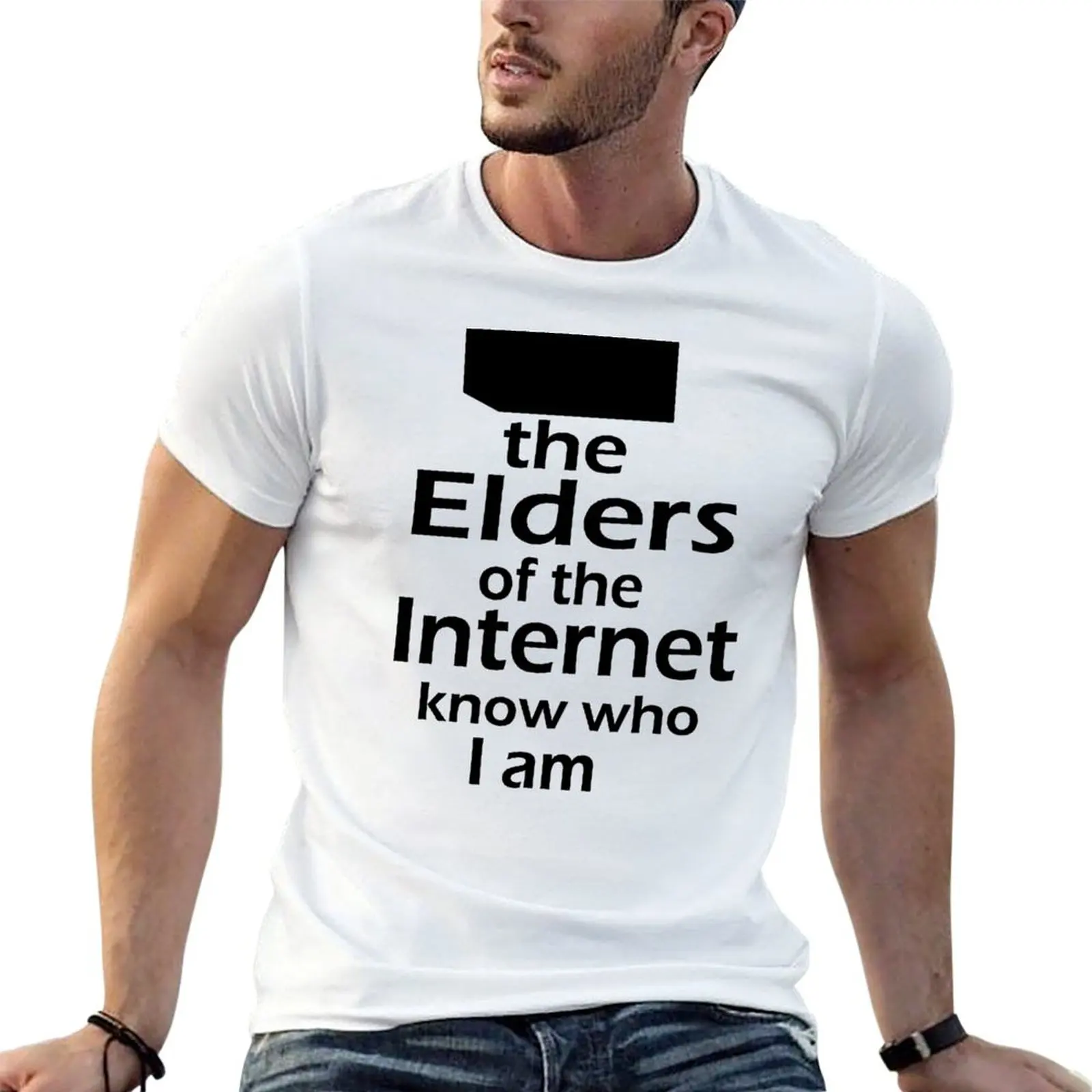 Les t-shirts graphiques pour hommes « Les Aînés de l'Internet connaissent mon identité » – T-shirt uni pour homme