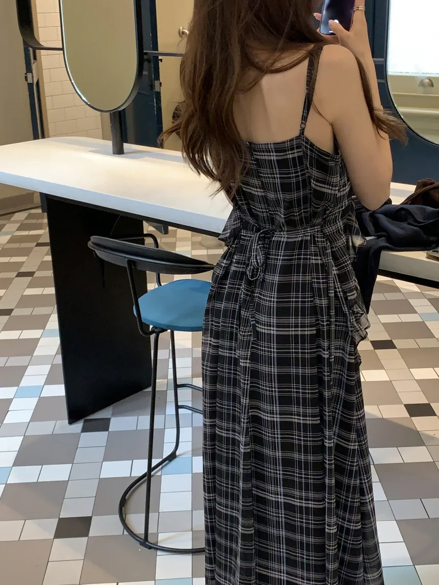 Vestido largo de verano de 2 colores para mujer, vestido de tirantes finos con volantes irregulares para vacaciones de estilo francés para mujer (cs2815)