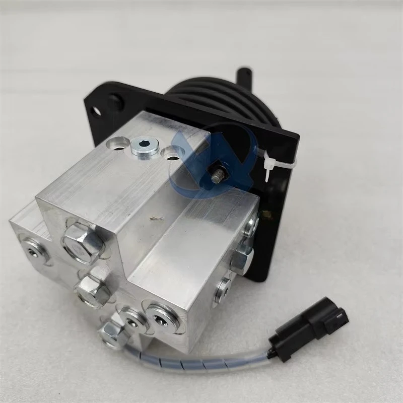 Genuine 200-0189 Steering Pilot Valve for D7R, D6R, and D7 Excavator Joystick Control Systems