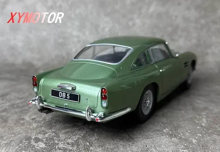 SOLIDO 1:18 For Aston Martin ASTON MARTIN DB5 Alloy Diecast Model Car Kids Toys Birthday Gifts Hobby Display Collection Green