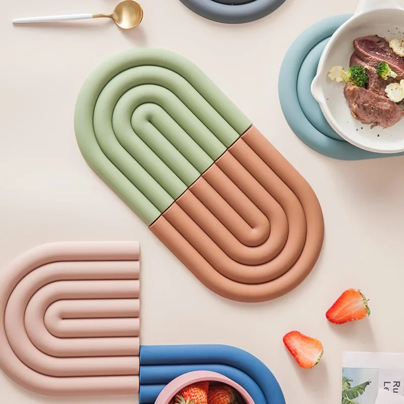 

Rainbow Silicone Table Mat Coaster Hot Dishes Pot Holder Placemat Multipurpose Pot Holders for Kitchen Heat Resistant Pan Pads