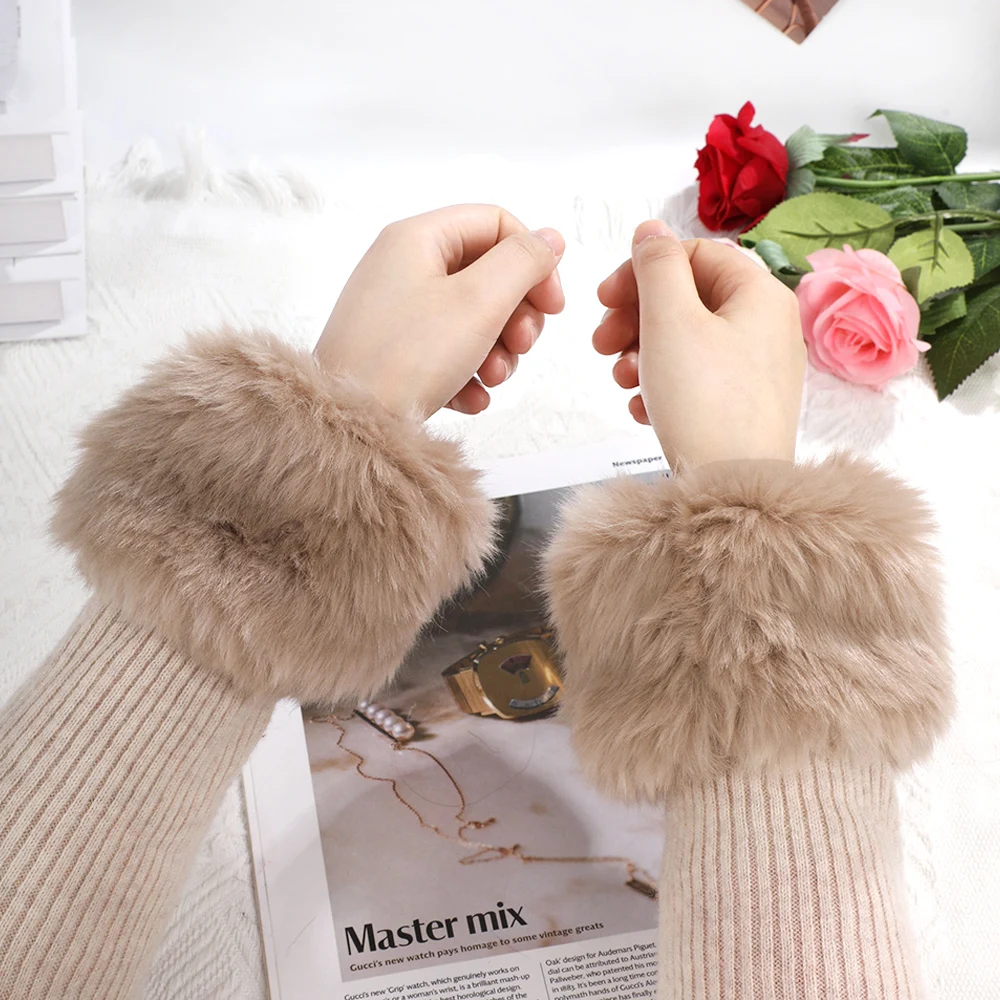 Fur Cuffs Big Wristband Faux Fox Fur Sleeve DIY Oversleeve Fur Gloves Winter Warmer Thicken Elastic Arm Wrist Decor 1 Pair