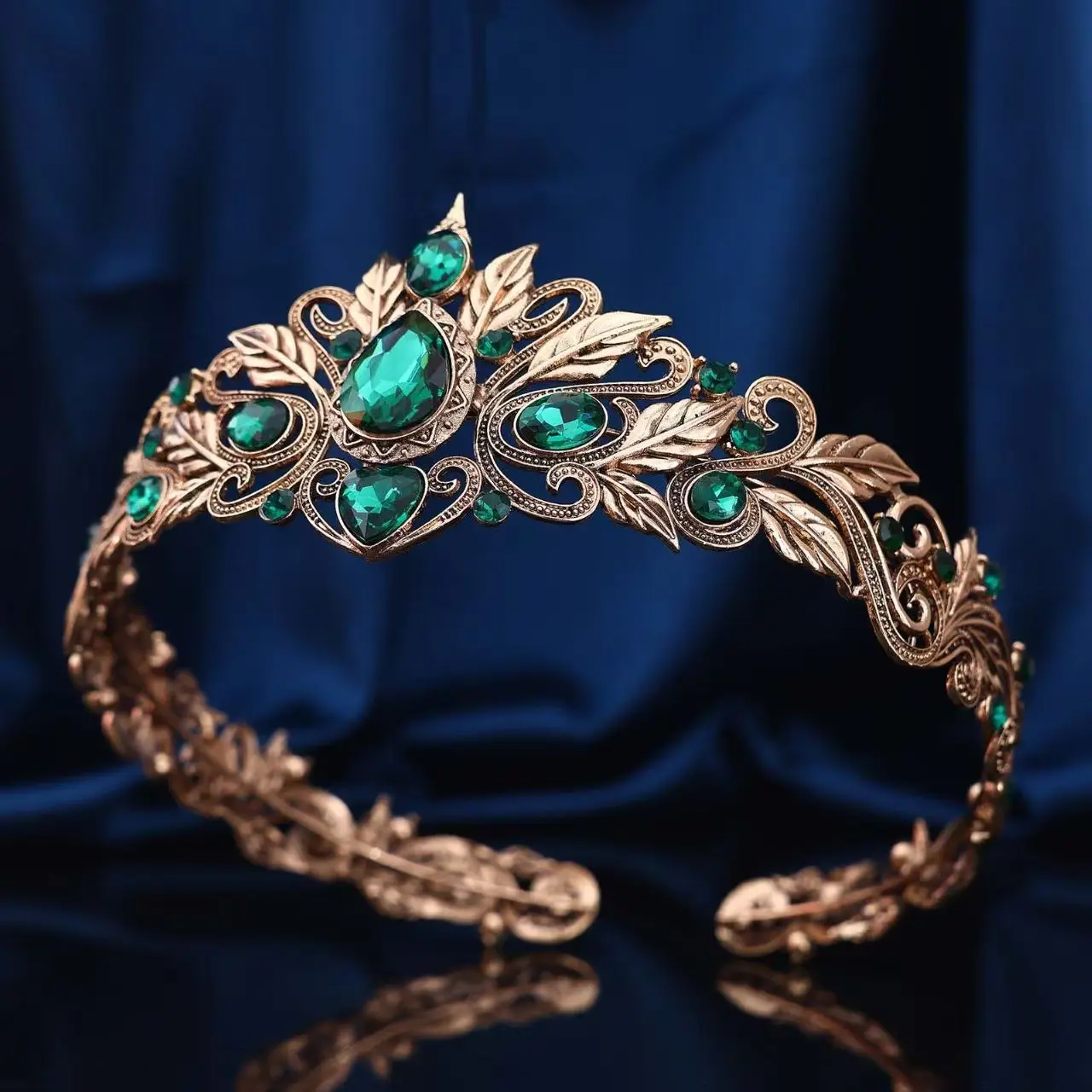 Vintage Baroque Green Crystal Leaves Tiara Crown Princess Queen Diadem Wedding Bridal Hair Accessory for Women Jewelry