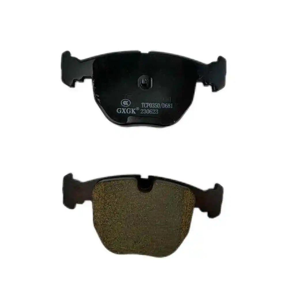 Front Disc Brake Pads 34116761252 D681 For BMW X5 4.4i xDrive E53 4.4L 2000-2006 metal material Car Accessories