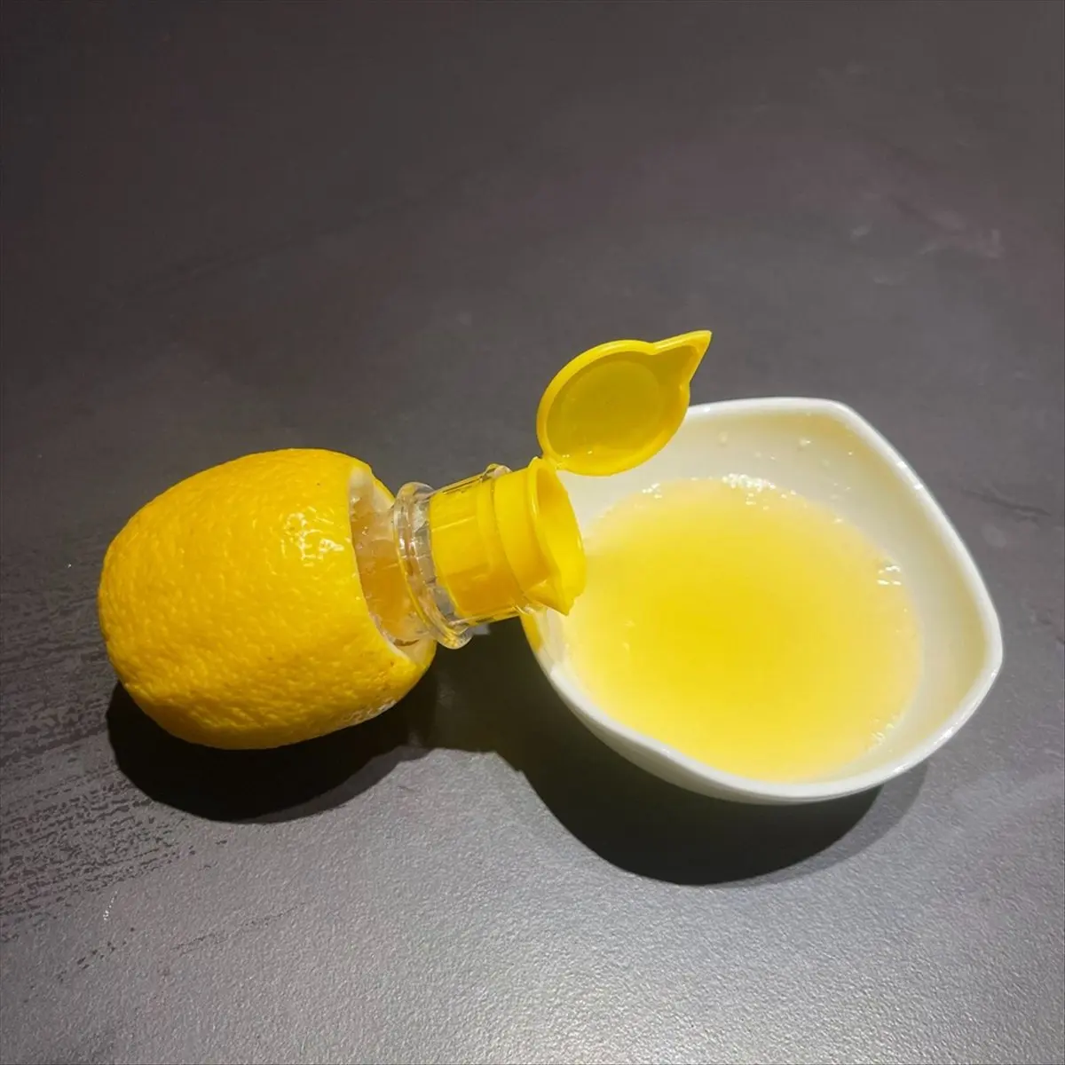 #53C Multifunctional Citrus Juicer,Manual Juice Squeezer,Multifunctional Citrus Juicer,(Plastic)