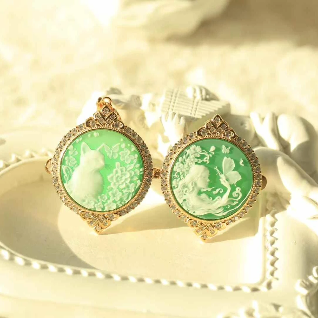 

Agate Cameo Series Double - sided Sachet Style Pendant with Relief Floral Cat and Fairy Designs Pure Silver Inlaid Pendant