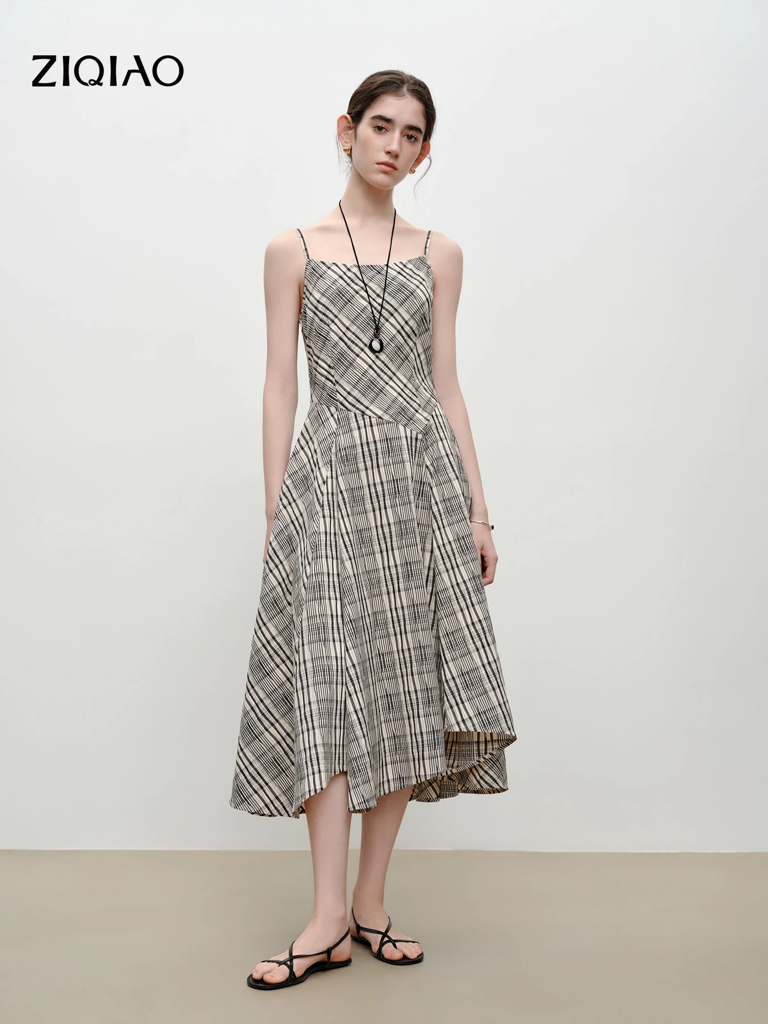 

ZIQIAO Women's Asymmetrical Cut Plaid Fitted Waist Halter-Strapless Dress with Irregular Hemline 2026 Summer New Arrival Dresses