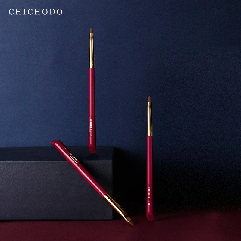 CHICHODO Luxury Makeup Brush Lip Brush Eyeliner Brush High Quality Soft Brush Made of synthetic Hair- Red Rose Series 012