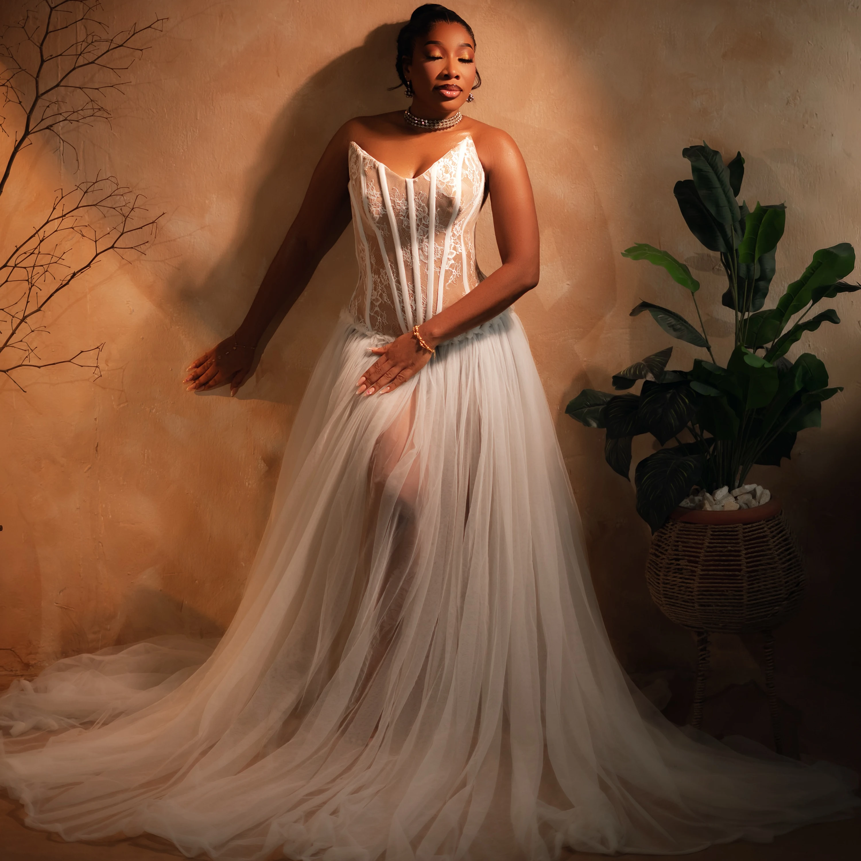Aso Ebi Lace Wedding Dresses Sweep Train Bridal Gown V-Neck Sleeveless Bride Robe Photo Shoot Bridal shower Gown Customized