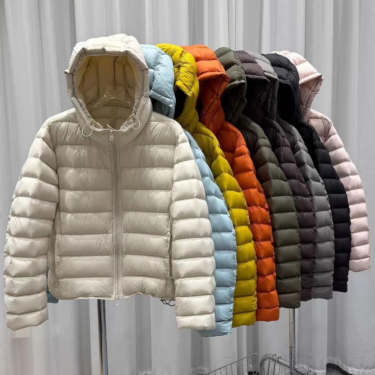 Winter White Duck Down Waterproof Outwears Women Lightweight Pork Rib Hooded Down Jacket Female Double Zipper Warm Down Jacket