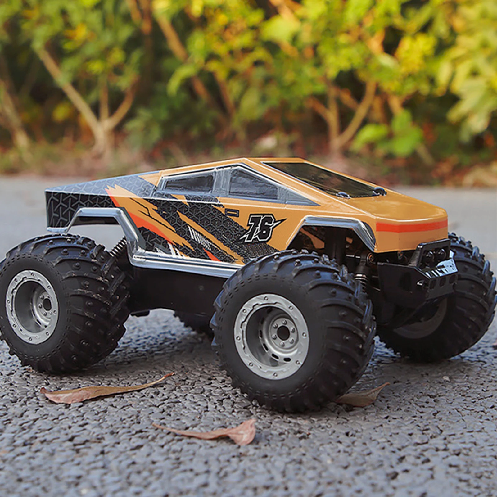 Carro de controle remoto, veículo off road todo terreno 2.4G com faróis LED, brinquedo elétrico para meninos e meninas