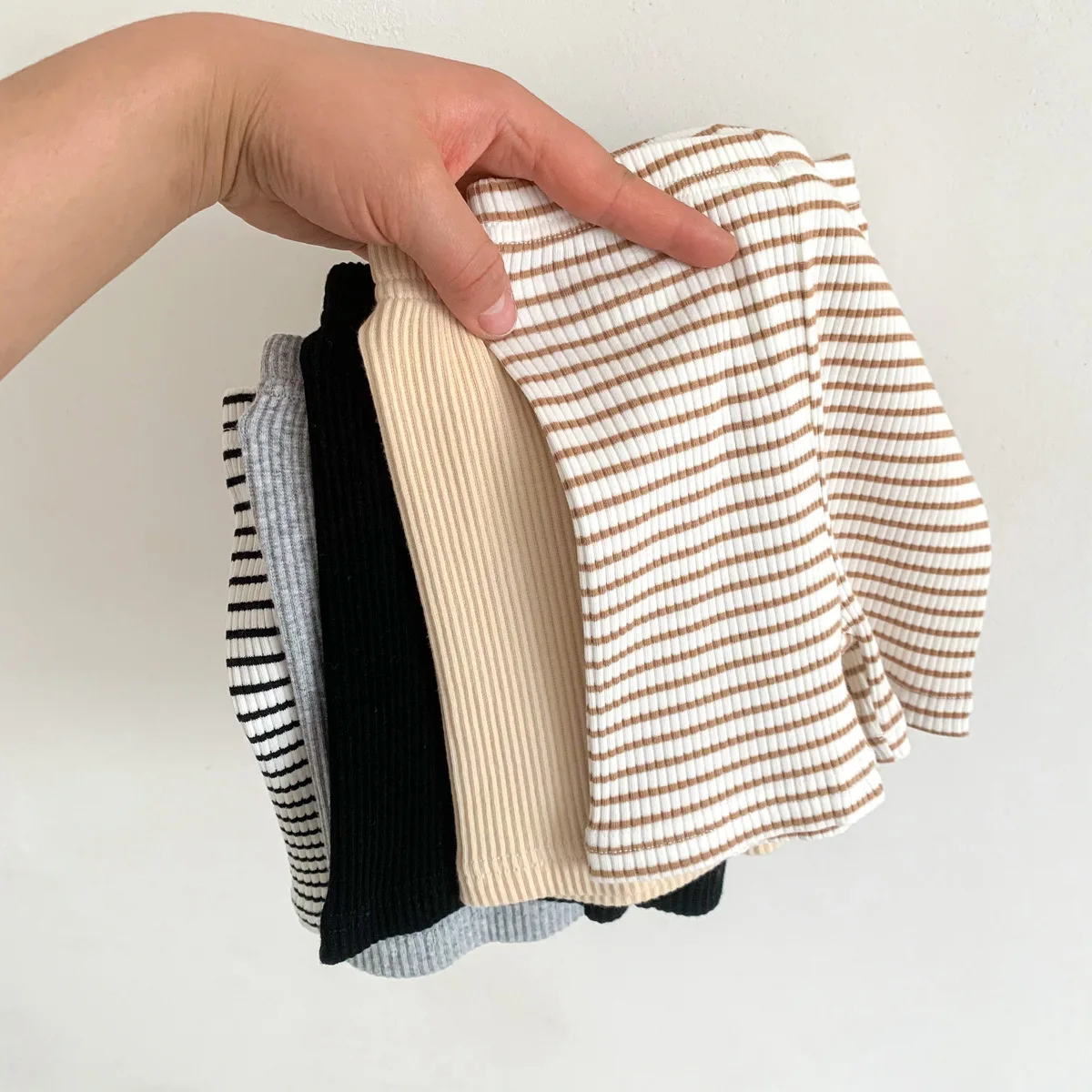 2026 Summer Baby Ribbed Shorts Elastic Stretchy Striped Infant Girls Leggings Solid Daily Korean 0-24M Toddler Shorts