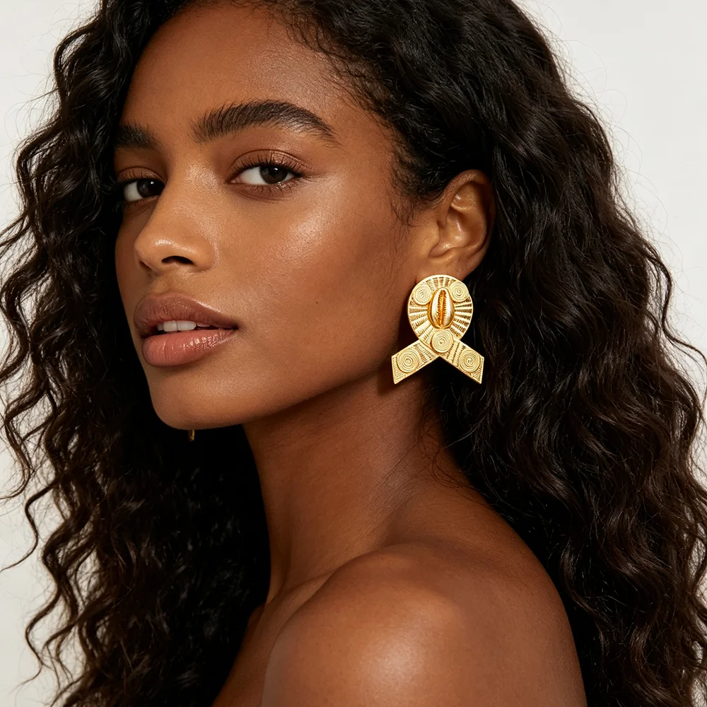 Luxuriöses 18K vergoldetes Muschel-Ohrringe- und Ring-Set für Damen, luxuriöse Hochzeits- und Party-Accessoires, Geschenk für die Braut. – Detail 1