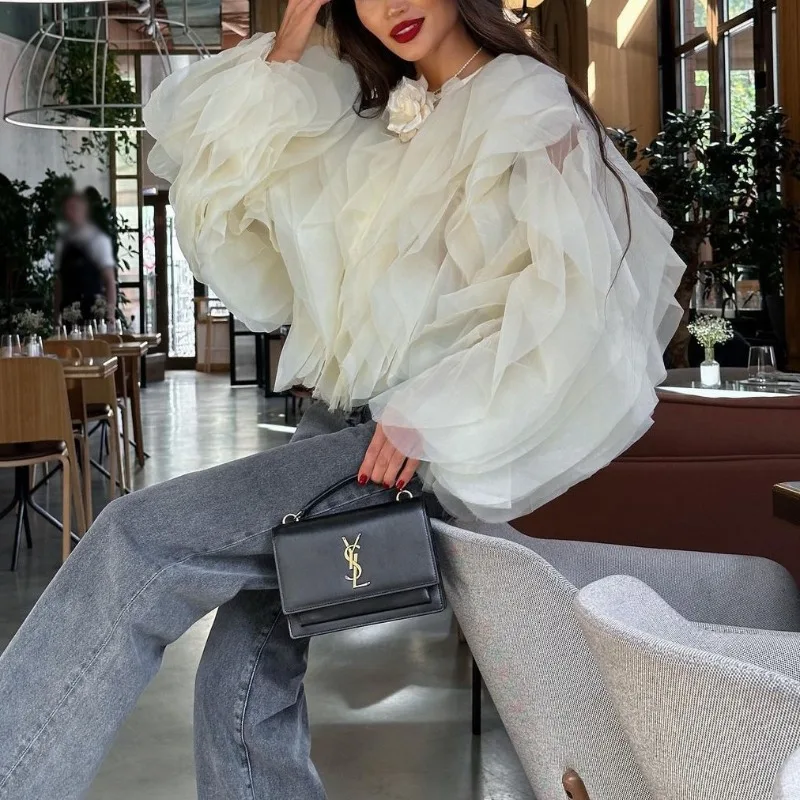 Crew neck pulôver multi-camada plissado borda emenda camisa feminina manga longa curto em torno do pescoço fungo borda moda topo feminino