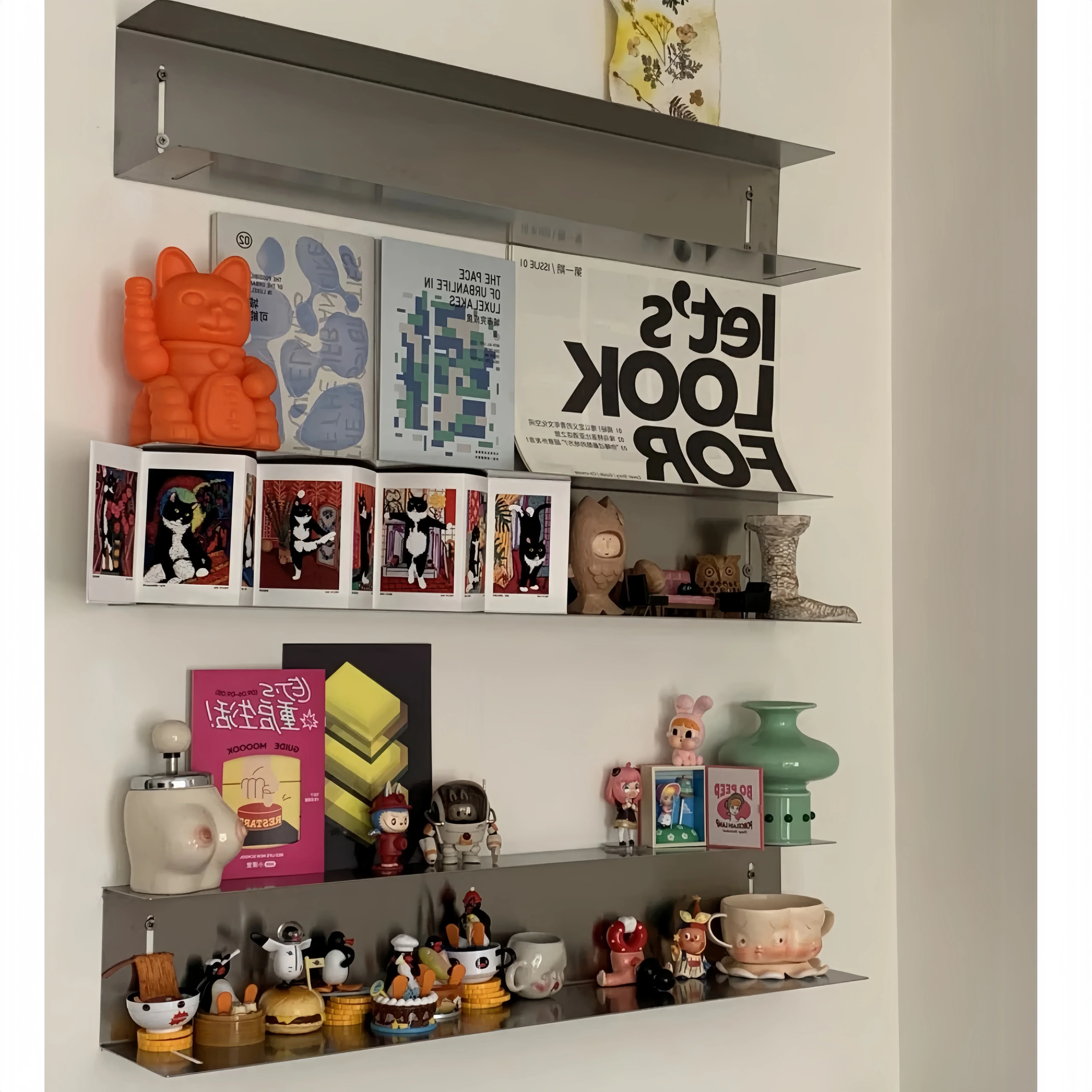 Simple wall hanging baffle stainless steel rack industrial wind cup holder display stand display decoration