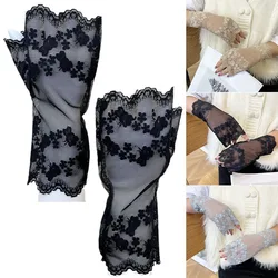 Women Sexy Lace Gloves Sunscreen Short Gloves Fingerless Lace Driving Gloves Spring Summer Fashion Mittens Dressy Accessories