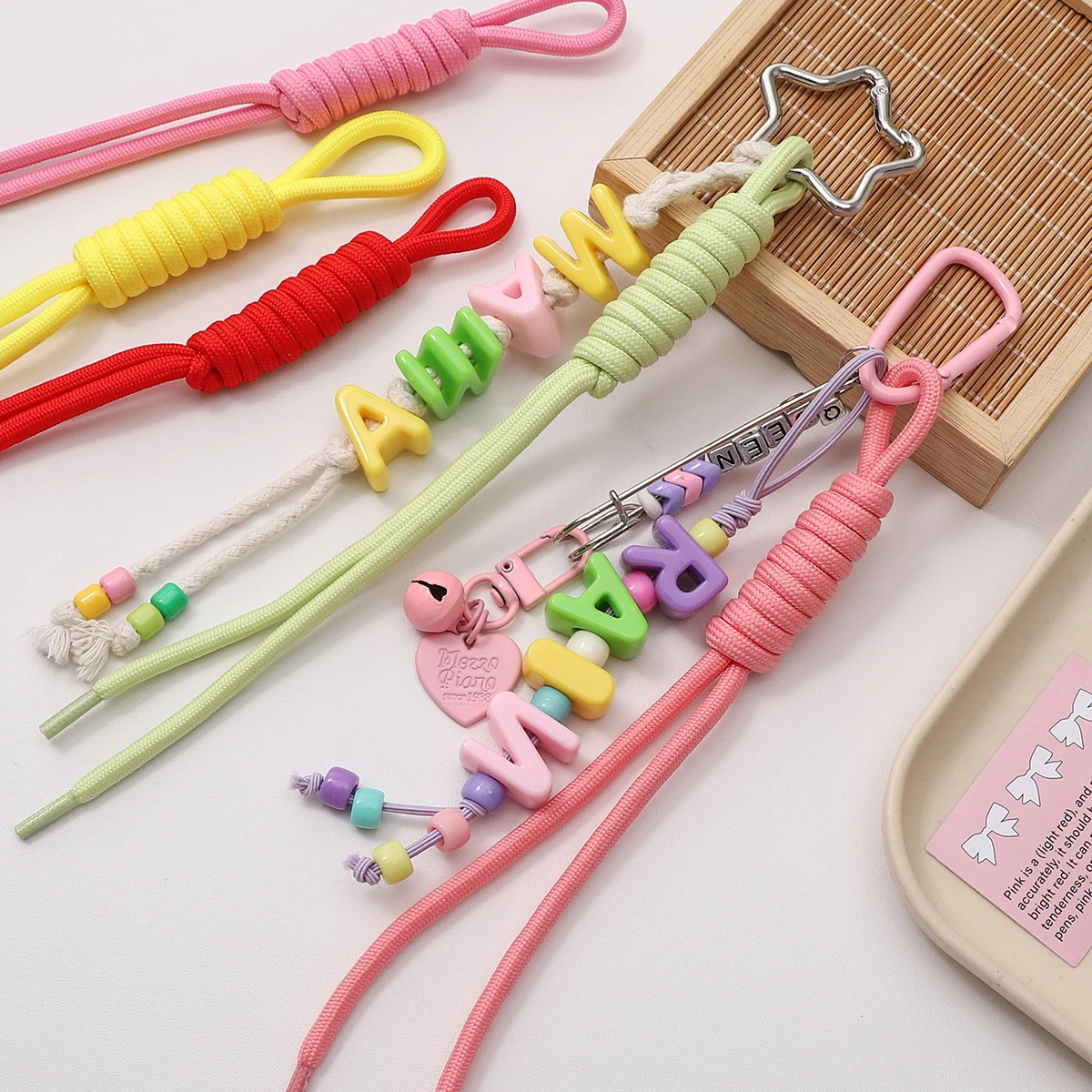 5 Stück/Set Bunte Geflochtene Schlüsselbänder Handgemachtes Knoten-Nylonseil für DIY Schlüsselanhänger, Anhänger und Taschenzubehör – Detail 4
