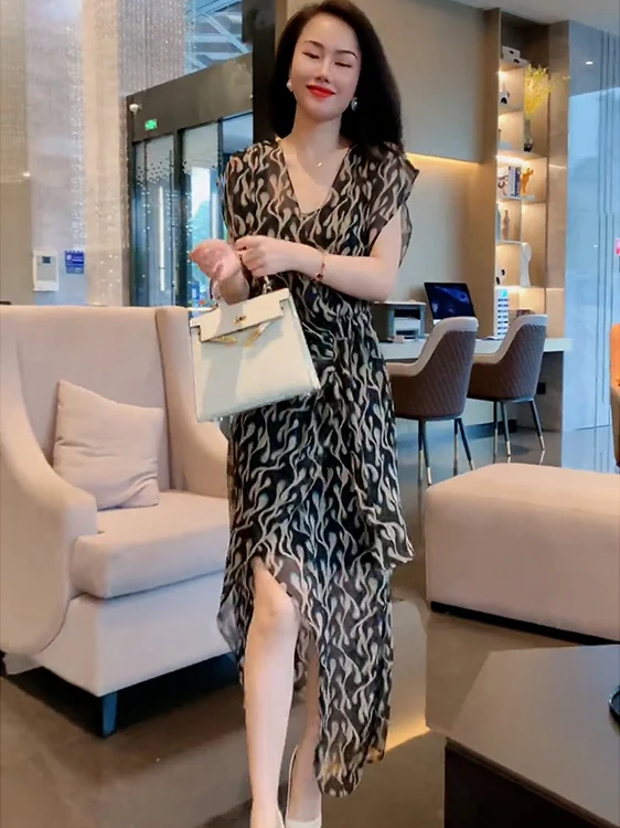 

Elegant Black Floral Chiffon Dress Women's Summer Fashion High-End Style Commute Korean Version Slim Fit Short Sleeve Dress