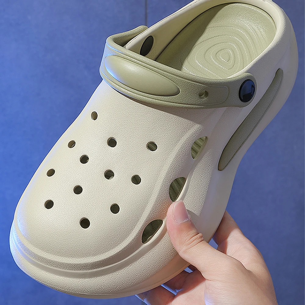 BASATU Wearing Hole Shoes For Women In Summer Durable Cartoon Breathable Comfortable Odor Proof EVA Sandals